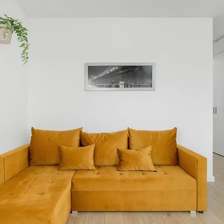 Apartman Klimatyzowany Dla 4 Osob W Krakowie By Rent Like *