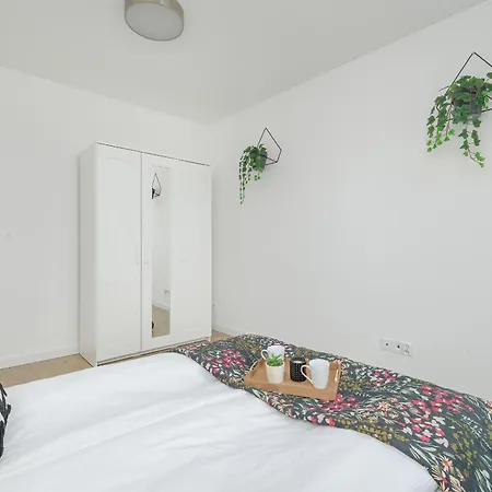 Apartman Klimatyzowany Dla 4 Osob W Krakowie By Rent Like